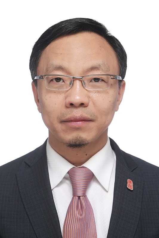 吕红兵律师职业照